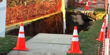 Continúan las reparaciones de la red de alcantarillado tras el colapso de una tubería en Germantown