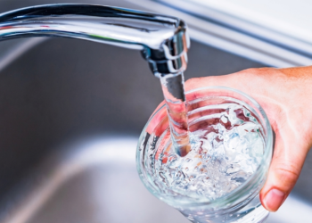 El conflicto en Oriente Medio es el motivo de la reducción temporal de los niveles de flúor en el agua potable de dos condados de Maryland