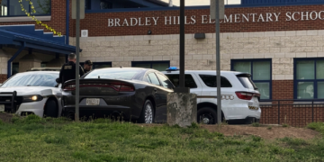Una escuela del condado de Montgomery investiga ´´grafitis´´ que hacen referencia al tiroteo de Sandy Hook y refuerza la seguridad