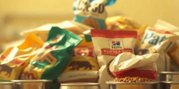 El condado de Montgomery organiza puntos de entrega para alimentos de verano para mascotas