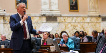 En previsión de futuros déficits presupuestarios, un legislador de Maryland aboga por la contención de gastos en educación