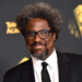 W. Kamau Bell lleva su humor mordaz y su activismo a Strathmore