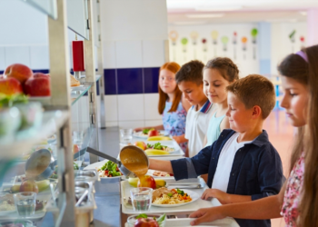 Los MCPS se plantean subir el precio del almuerzo ante el aumento sin precedentes de la deuda por comidas de los alumnos