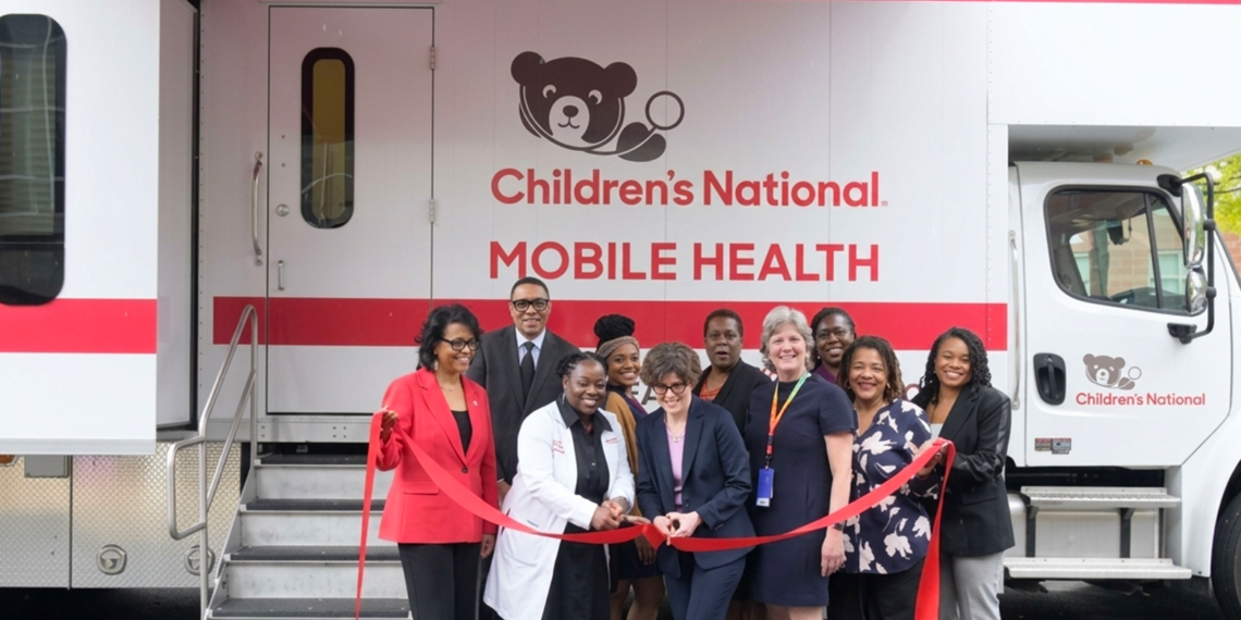 El Children’s National Hospital presenta su segunda unidad médica móvil para ampliar la atención a los niños