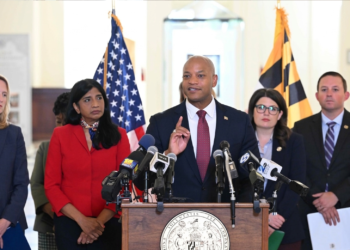 El proyecto de ley para reformar el sistema de procesamiento de menores se aprueba en la Asamblea Legislativa de Maryland y pasa a manos de Moore