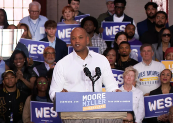 Wes Moore sustituye al director de campaña unas semanas antes de las primarias