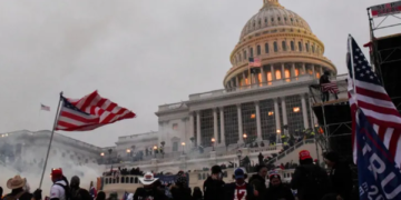 Un estudio revela que las políticas de Trump están afectando de forma desigual al empleo en el área de Washington D. C.