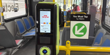 La estrategia de Metro contra quienes evaden el pago del autobús podría ser la primera de su tipo en el país