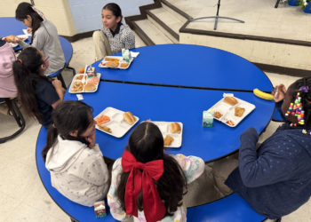 Las escuelas del condado de Prince George’s ponen en marcha un programa gratuito de comidas de verano