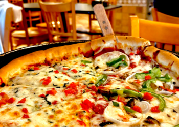 Una pizzería de la zona de Washington D. C. se dispone a servir su última porción tras 50 años de actividad