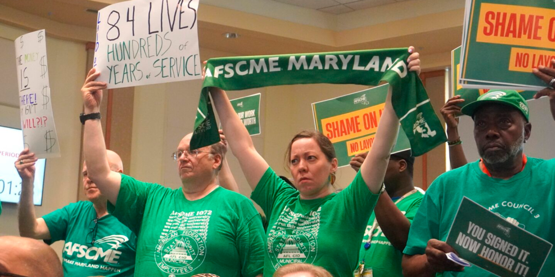 El sindicato insta al consejo de la universidad de Maryland a que reconsidere la decisión de despedir a los empleados