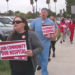 Las enfermeras se manifiestan para que se mantenga abierta la unidad de posparto del hospital más grande de Washington D. C.