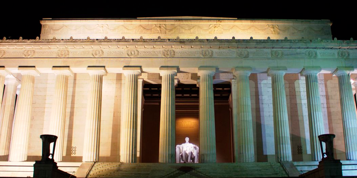 Bajo el Monumento a Lincoln, una caverna histórica hasta ahora oculta