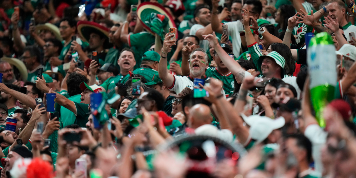 Mientras los aficionados al fútbol se enfrentan a los altísimos precios de las entradas para el Mundial, un residente de Maryland va a contracorriente