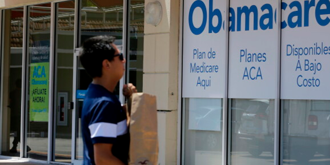 Millones de personas renuncian a la cobertura sanitaria de Obamacare tras la expiración de las ayudas y el aumento de los costes
