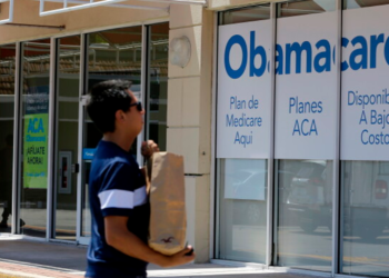 Millones de personas renuncian a la cobertura sanitaria de Obamacare tras la expiración de las ayudas y el aumento de los costes