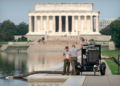 Los visitantes del National Mall se sienten frustrados por los desvíos y las vallas que ocultan el Reflecting Pool