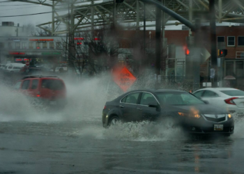 Tormentas de la tarde elevan el riesgo de inundaciones en la región de Washington este lunes